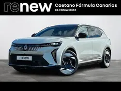 Blanco Usado 2024 Renault Scénic Iconic Monovolumen | 43.990 € (Un poco caro)