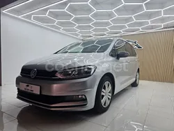 Gris / plata Usado 2019 VW Touran Sportline Monovolumen | 23.500 € (Precio justo)