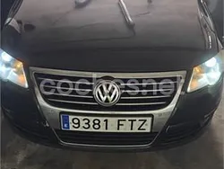 Verde Usado 2007 VW Passat Highline Berlina | 5500 €