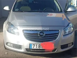 Gris / plata Usado 2010 Opel Insignia Sport Berlina | 3900 € (Buen precio)