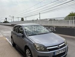 Gris / plata Usado 2007 Opel Astra Cosmo Berlina | 2500 € (Precio justo)