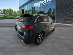 Azul Usado 2021 Mercedes B200 Monovolumen | 25.900 € (Precio justo)