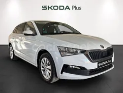 Blanco Usado 2024 Skoda Scala Selection Utilitario | 19.100 € (Precio justo)