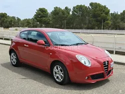 Rojo Usado 2010 Alfa Romeo MiTo Distinctive Utilitario | 4700 € (Precio justo)