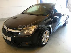 Negro Usado 2007 Opel Astra GTC Enjoy Berlina | 3100 € (Super precio)