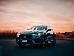Azul Usado 2021 Maserati Levante SUV | 59.990 € (Caro)