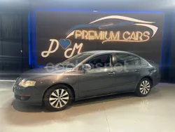 Azul Usado 2010 VW Passat Advance Berlina | 5999 € (Buen precio)