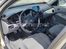 Beige Usado 2004 Nissan Almera Acenta Berlina | 2000 € (Precio justo)