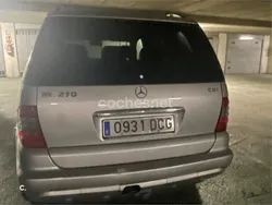 Gris / plata Usado 2004 Mercedes ML270 Edition SUV | 9200 € (Un poco caro)