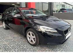 Blanco Usado 2018 Volvo V40 Kinetic Familiar | 14.690 € (Precio justo)