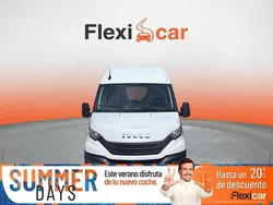 Blanco Usado 2024 Iveco Daily Van | 29.890 € (Un poco caro)
