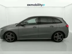 Plateado Usado 2022 Mercedes B200 Monovolumen | 26.010 € (Super precio)