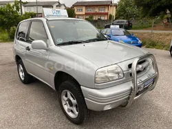 Gris / plata Usado 2001 Suzuki Grand Vitara SUV | 9995 €