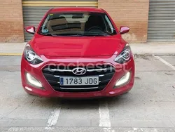 Rojo Usado 2015 Hyundai i30 Berlina | 8500 € (Un poco caro)
