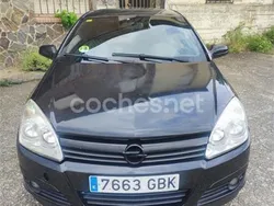 Negro Usado 2008 Opel Astra GTC Enjoy Berlina | 4300 € (Caro)