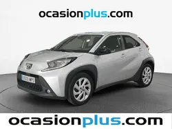 Gris Usado 2024 Toyota Aygo Play Utilitario | 14.228 € (Precio justo)