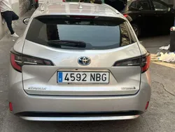 Gris Usado 2021 Toyota Corolla Style Utilitario | 18.960 € (Precio justo)