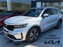 Gris / plata Usado 2024 Kia Sorento SUV | 43.990 € (Precio justo)