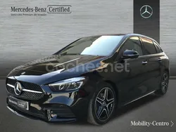 Nachtschwarz unilack Usado 2023 Mercedes B200 AMG line Monovolumen | 33.650 € (Precio justo)