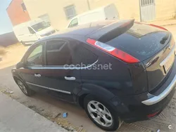 Azul Usado 2007 Ford Focus Business Edition Berlina | 2300 € (Precio justo)