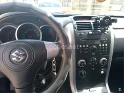 Gris / plata Usado 2008 Suzuki Grand Vitara SUV | 13.500 €