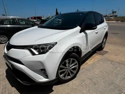 Blanco Usado 2018 Toyota RAV4 Hybrid Advance SUV | 19.500 € (Buen precio)