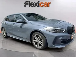 Gris Usado 2023 BMW 118 Utilitario | 23.990 € (Un poco caro)