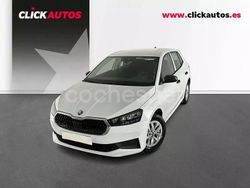 Blanco Usado 2025 Skoda Fabia Essence Utilitario | 17.400 € (Precio justo)