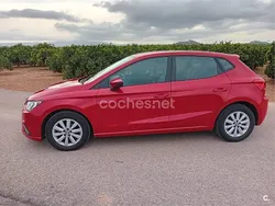 Rojo Usado 2020 Seat Ibiza Reference Berlina | 13.750 € (Precio justo)
