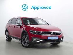 Rojo Usado 2024 VW Passat R-line Familiar | 42.300 €