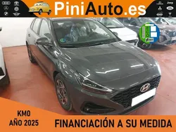 Gris Nuevo 2025 Hyundai i30 Berlina | 23.290 € (Precio justo)