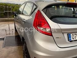 Gris / plata Usado 2010 Ford Fiesta Titanium Utilitario | 4290 € (Precio justo)