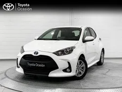 Blanco Usado 2022 Toyota Yaris Hybrid Business Edition Berlina | 18.300 € (Buen precio)