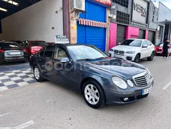 Gris / plata Usado 2008 Mercedes E280 Classic Berlina | 9990 € (Caro)