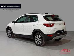 Blanco Usado 2024 Kia Stonic SUV | 19.700 € (Precio justo)