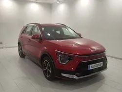 Azul Usado 2024 Kia Niro SUV | 25.900 € (Un poco caro)