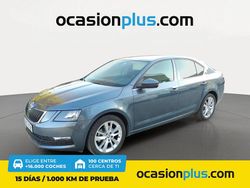 Gris Usado 2017 Skoda Octavia Berlina | 14.290 € (Precio justo)