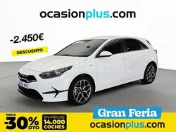 Blanco Usado 2023 Kia Ceed Berlina | 18.700 € (Precio justo)