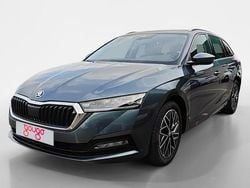 Gris / plata Usado 2021 Skoda Octavia Ambition Familiar | 18.990 € (Precio justo)