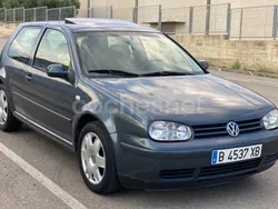Gris / plata Usado 2000 VW Golf IV Berlina | 3000 € (Buen precio)