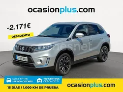 Gris / plata Usado 2023 Suzuki Vitara GLX SUV | 23.890 € (Un poco caro)