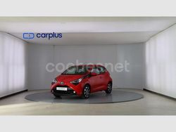 Xrojo (met)3p0 Usado 2021 Toyota Aygo X-play Utilitario | 13.790 € (Un poco caro)