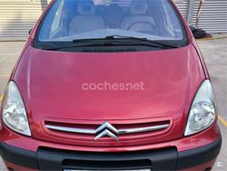 Rojo Usado 2005 Citroën Xsara Picasso Monovolumen | 2400 € (Buen precio)