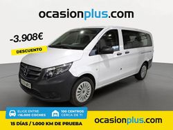 Blanco Usado 2024 Mercedes Vito Familiar | 42.990 € (Un poco caro)