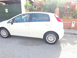 Blanco Usado 2009 Fiat Grande Punto Dynamic Utilitario | 3500 € (Precio justo)