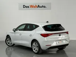 Blanco Usado 2024 Seat Leon Style | 23.700 € (Super precio)