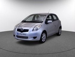 Gris Usado 2007 Toyota Yaris Sol Berlina | 6940 € (Un poco caro)