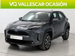 Gris Usado 2024 Toyota Yaris Cross Active SUV | 25.800 € (Un poco caro)