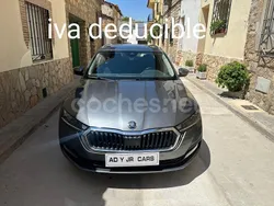 Gris / plata Usado 2022 Skoda Octavia Active Familiar | 17.100 € (Super precio)