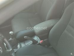 Gris / plata Usado 2006 Toyota Avensis Sol Berlina | 4950 € (Precio justo)